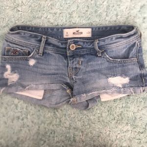 Denim Hollister mini booty shorts